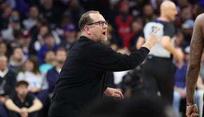 九游体育-纳斯：考虑到我们本场缺少这么多球员 这场能赢太不容易了