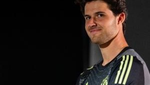 九游娱乐-豪门梦！邮报：维拉此前报价拉门斯高于曼联，但球员一心想去曼联